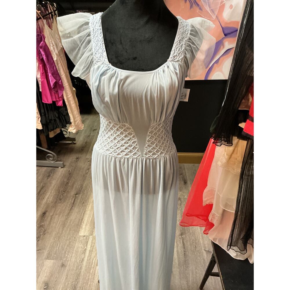 VINTAGE LIGHT BLUE FULL LENTH SLIP DRESS S/M